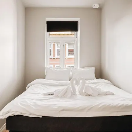 Dinbnb L 2 Etasjers Toppleil L 2 Privat Balkonger L Ny 2024 Appartement Bergen